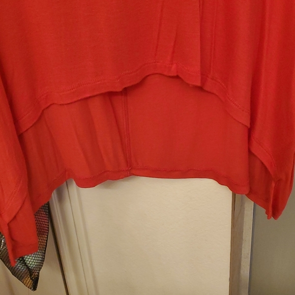 Top - Picture 4 of 4